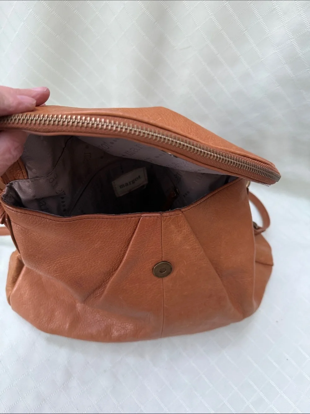 Vintage Margot New York Leather Shoulder Bag in Caramel Shoulder Bags